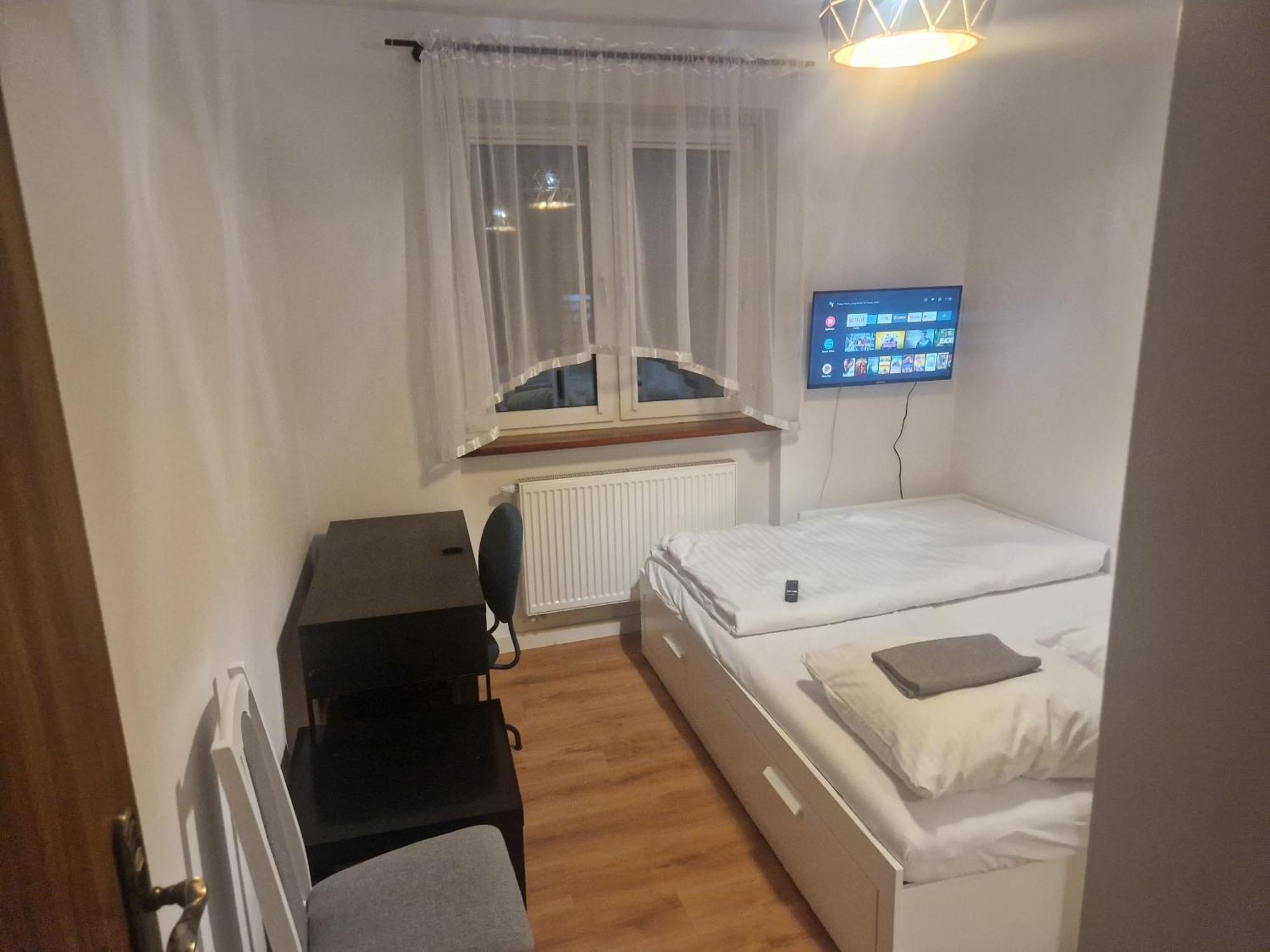 Noclegi Budomas Budget Wroclaw-Szymanow Freeparking Smarttv Bagian luar foto